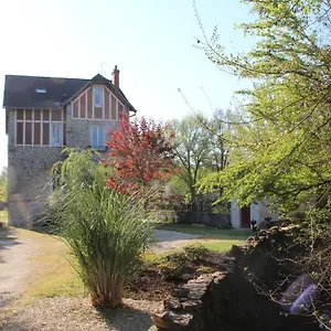 Le Domaine D'elisabeth Les Quatre-Routes-du-Lot